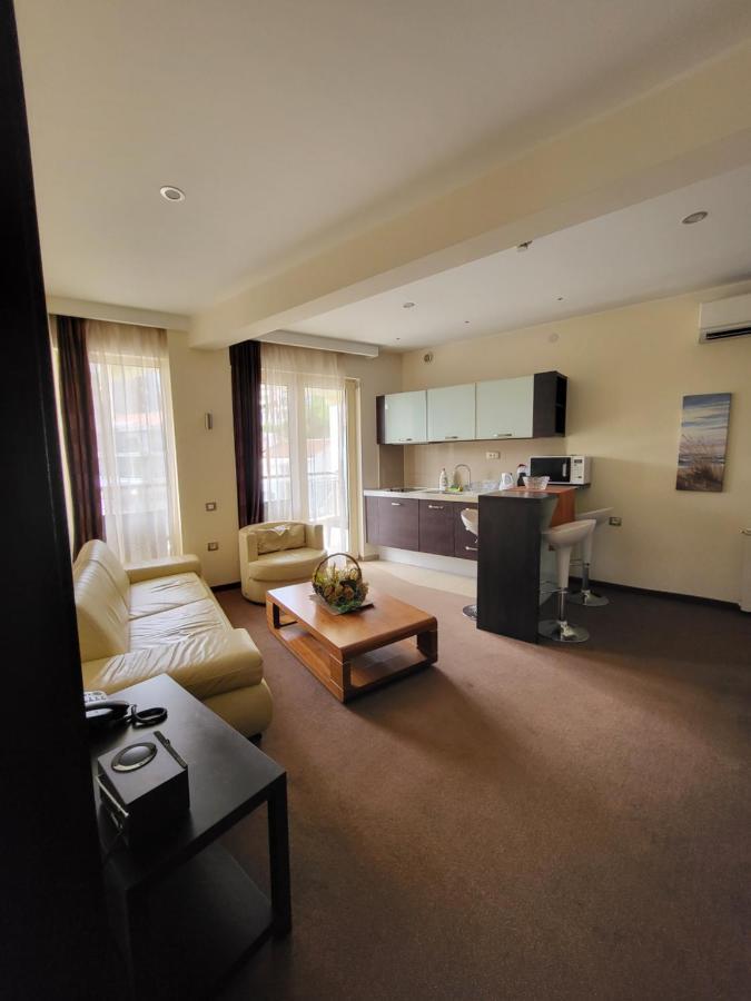 Apartments M Palace Budva Ngoại thất bức ảnh