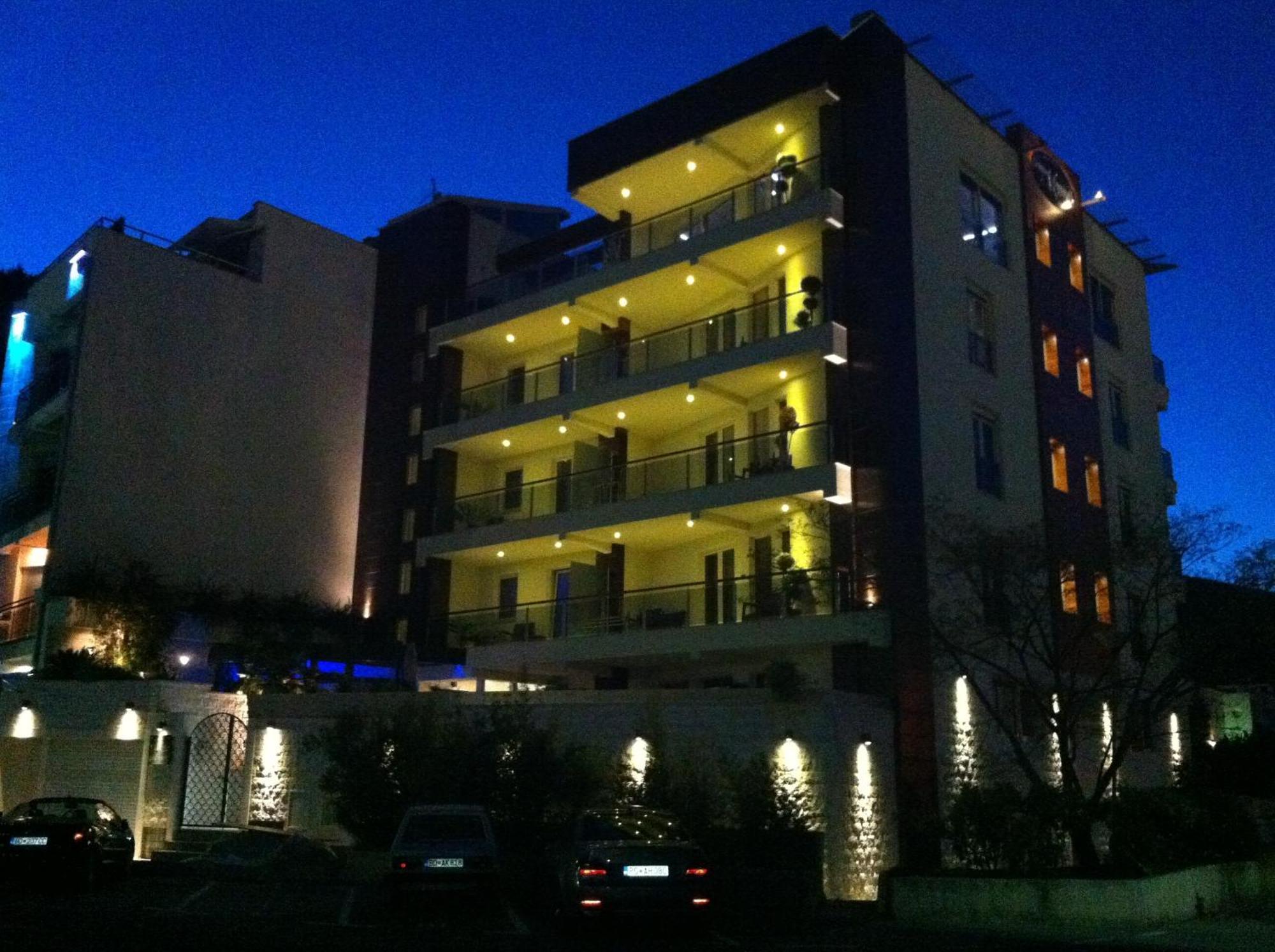 Apartments M Palace Budva Ngoại thất bức ảnh